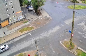 Crossroads of Sudostroitelnaya - Kemskaya streets. Webcams Petrozavodsk