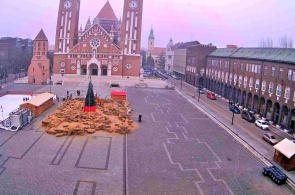 Cathedral Square. Szeged webcams online
