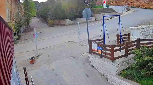 Entrance to Marble Beach. Webcams Balaklava