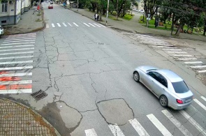 Crossroads of Pushkin and Lakoba streets. Webcams Sukhum