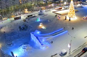 Yubileinaya Square. Angle 2. Nadym webcams online