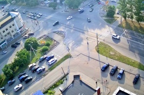 Crossroads of Leningradskaya - Yaroslavskaya streets. Webcams Vologda