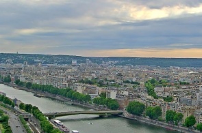 The River Seine. Paris web Cam online