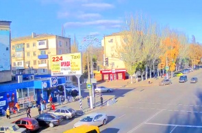 Crossroads of B. Khmelnitsky avenue and st. Schmidt. Melitopol webcams