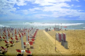 Tirrenia Beach. Pisa Webcams Online