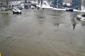 General Kuznetsov Square. Angle 3. Yakhroma webcams online