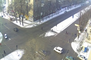 Web camera on Gryaznova street. Zaporozhye online