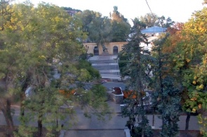 The cinema, for a view of the monument to Pushkin. Stavropol online