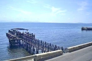 Embankment with a view of the cafe Kaiser Bridge Restaurant. Corfu webcams online