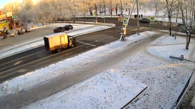 The intersection of Lenin Avenue and the streets of Liberty webcam online