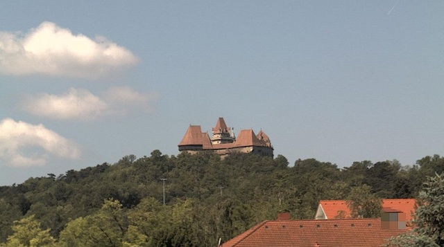 The Kreuzenstein Castle. Webcam Vienna online