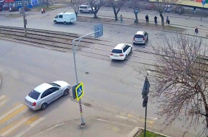 Vasilyev's Crossroads and March 8th. Biysk webcams