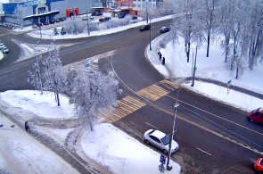 The intersection of Oktyabrsky and Vokzalnaya. Pskov webcams