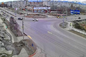 The intersection of Pearly - Suburban. Webcam of the city of Apatity
