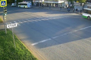 Crossroads of Leningradsky Prospekt and Volgogradskaya Street. Camera1. Webcams Yaroslavl