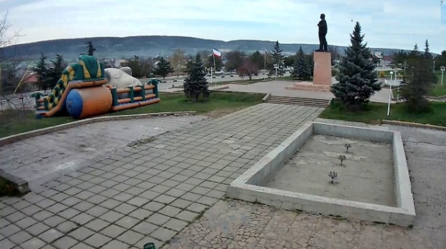 The area of it. Lenin Yalta webcam online