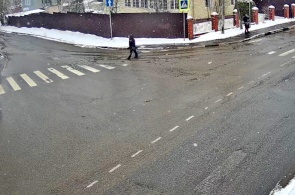Crossroad of Podyacheva and Surovtsovsky proezd. Webcams Yakhroma online