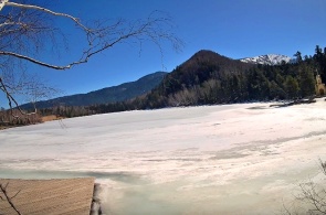 Eco-park Lakes on Snezhnaya. View of Lake Emerald. Baikalsk webcams