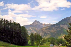 View of Gulia Rossa Mountain. Bardonecchia Webcams