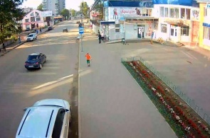 Kazanskiy Prospekt web camera online. The intersection with the street of Karl Marx