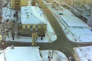 The intersection of Yumasheva - Papanin. Webcam Ekaterinburg online