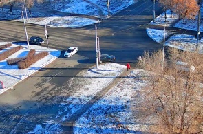 The intersection of Volgogradskaya and Salmyshskaya. Orenburg webcams