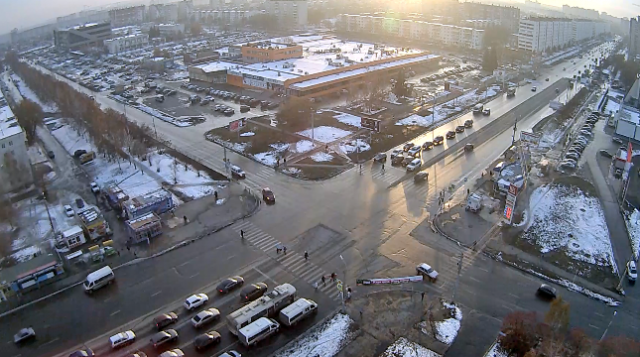 Komsomol prospectus - street Voroshilov. Chelyabinsk webcam online