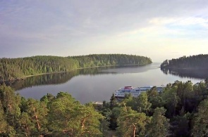 Bay of Ladoga lake and Marina Balaam in real-time
