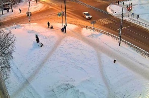 Crossroads of Dzerzhinsky - Karl Liebknecht streets. Webcams Medvezhyegorsk online