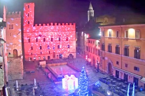 Piazza del Popolo. Todi webcams online