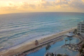 Beach. Cancun webcams online