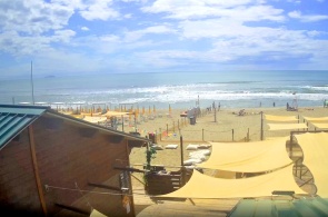 Tirrenia Beach. Angle 2. Pisa webcams online