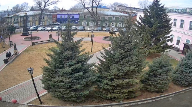 Sculpture Square near Lenin. Irkutsk webcams