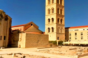 View of the Roman Forum and the Cathedral of St. Anastasia. Zadar webcams online