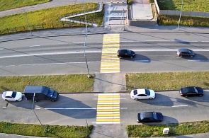 Pedestrian crossing on Stroiteley Avenue. Webcams Kudrovo