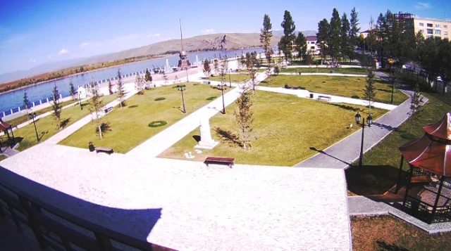 A view of the obelisk Center of Asia. Kyzyl web camera online