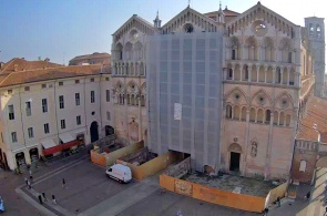 Cathedral Square. Webcams Ferrara