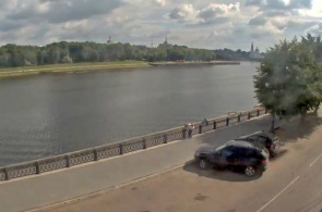 The embankment of the Volga river. Tver webcam online