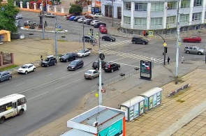 Crossroads of Trinity Avenue and Voskresenskaya Street. Webcams Arkhangelsk