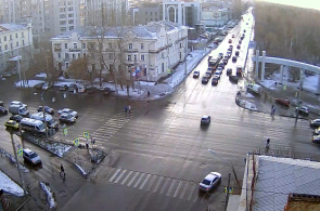 The intersection of the Commune, and Engels. Chelyabinsk webcam online