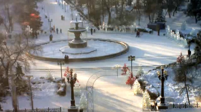 Web camera with view of the fountain, located on Gagarin street