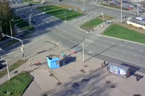 The intersection Peremohy Avenue - Pervomayskaya street web Cam online