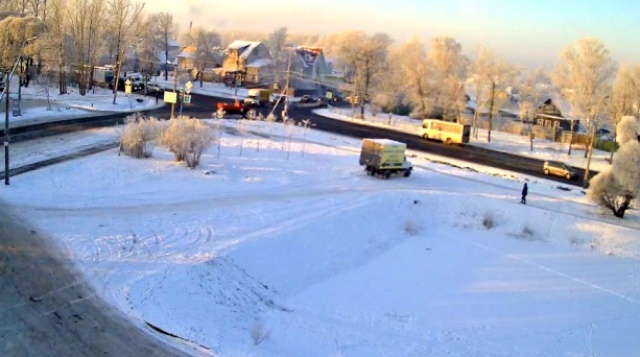 The intersection of the Tallinn highway and Anna webcam online