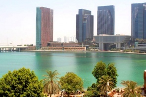 View from hotel Le Meridien Abu Dhabi. Webcam Abu Dhabi online