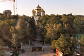 Karl Marx Avenue overlooking Komsomols hill. Stavropol online