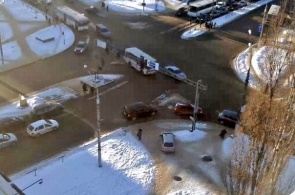 Webcam at the intersection of Sherman Ave and Papin in Lipetsk